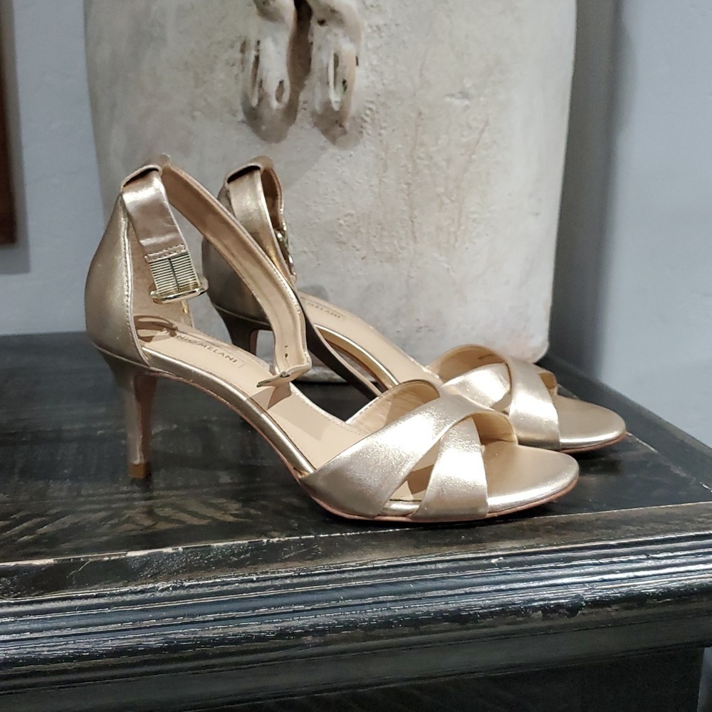 Antonio Melani Evitah Gold Shimmer Sandal Strap Heels Summer Wedding Garden